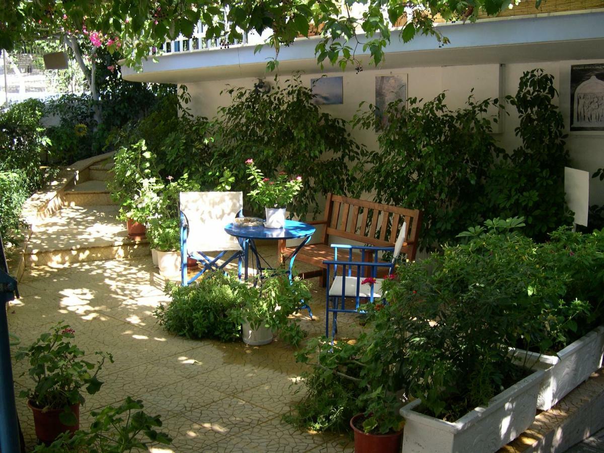 Seaview Self Catering Apartment - Helen No 1 Ксиропигадо Экстерьер фото
