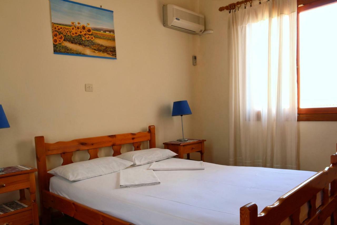 Seaview Self Catering Apartment - Helen No 1 Ксиропигадо Экстерьер фото