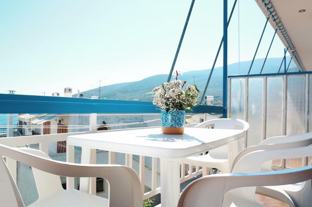 Seaview Self Catering Apartment - Helen No 1 Ксиропигадо Экстерьер фото